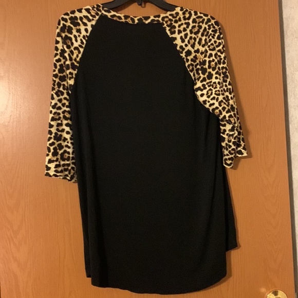 Blouse - Picture 4 of 4